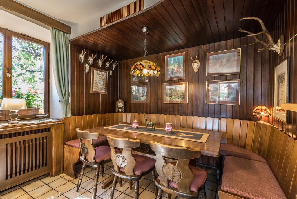 Oberrimsingen Hotel Loewen Garni מראה חיצוני תמונה