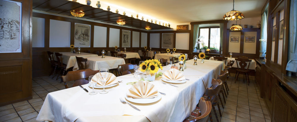 Oberrimsingen Hotel Loewen Garni מראה חיצוני תמונה